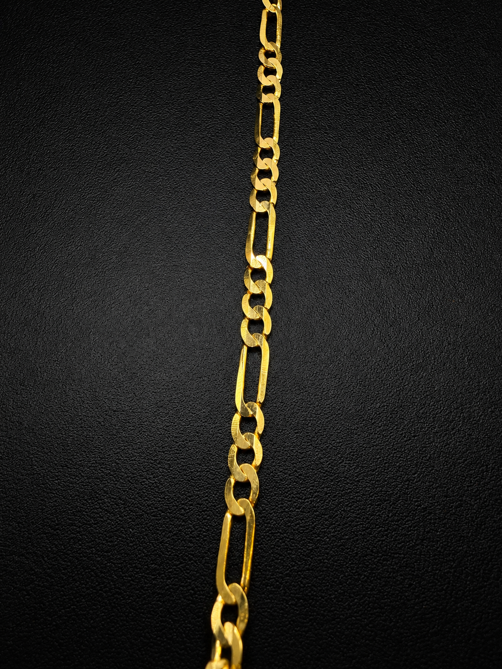 14K Solid Yellow Gold Italian Diamond Cut Figaro Chain Necklace 1.5mm