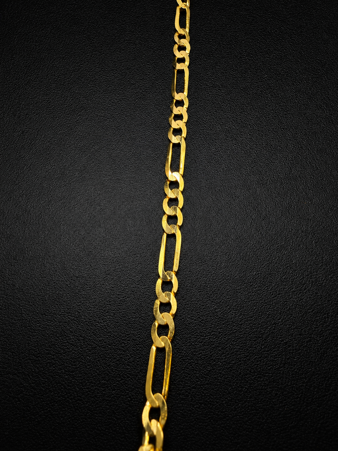 14K Solid Yellow Gold Italian Diamond Cut Figaro Chain Necklace 1.5mm
